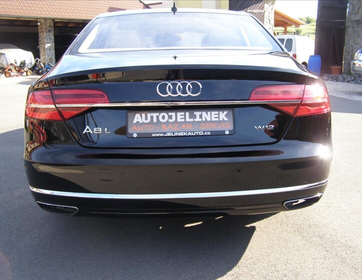 Audi A8 4