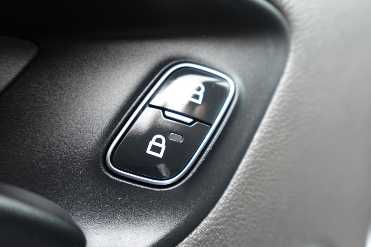 Ford Transit Custom Ostatní 2,0 l 77 kw