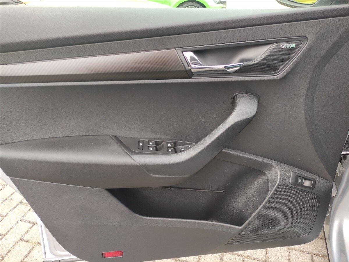 Škoda Karoq SUV / Terénní 1,5 l 110 kw