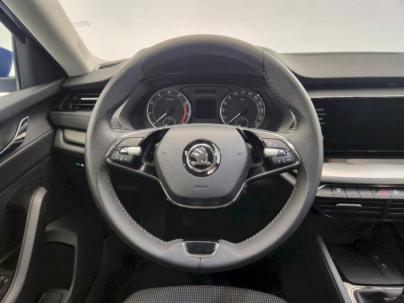 Škoda Octavia Sedan / Limuzína 1,5 l 110 kw