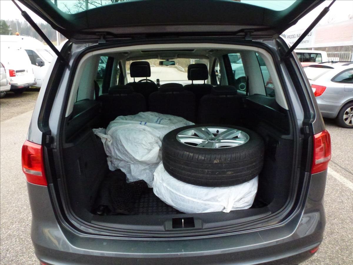 Volkswagen Sharan Kombi 2,0 l 125 kw