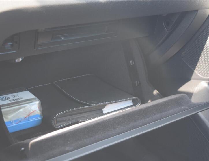 Volkswagen Passat 52