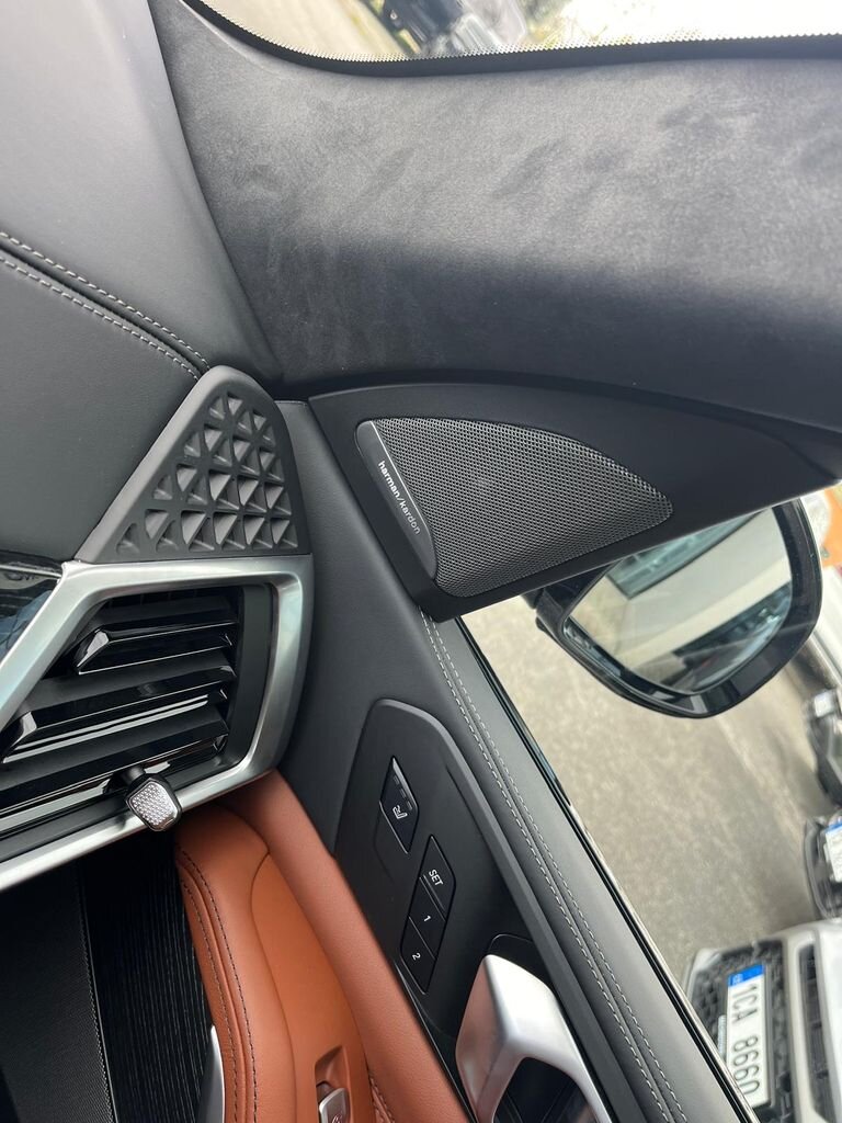 BMW X7 SUV / Terénní 3,0 l 250 kw