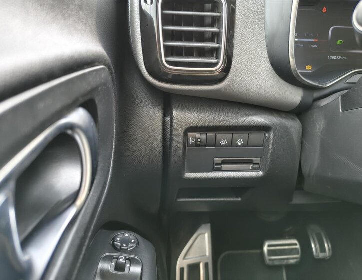 Citroën C5 Aircross SUV / Terénní 2,0 l 130 kw