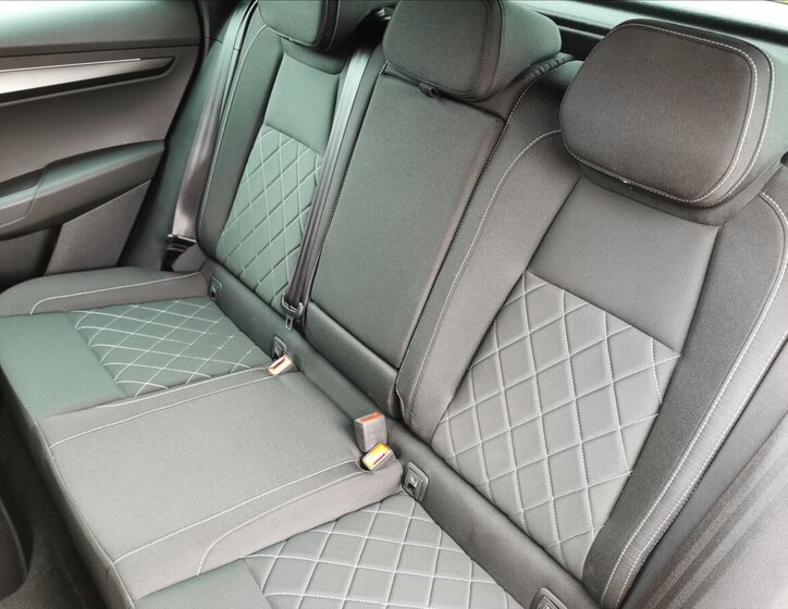 Škoda Karoq SUV 2,0 l 110 kw