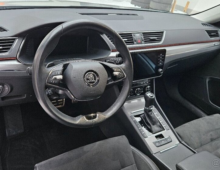 Škoda Superb Kombi 0,0 206 kw