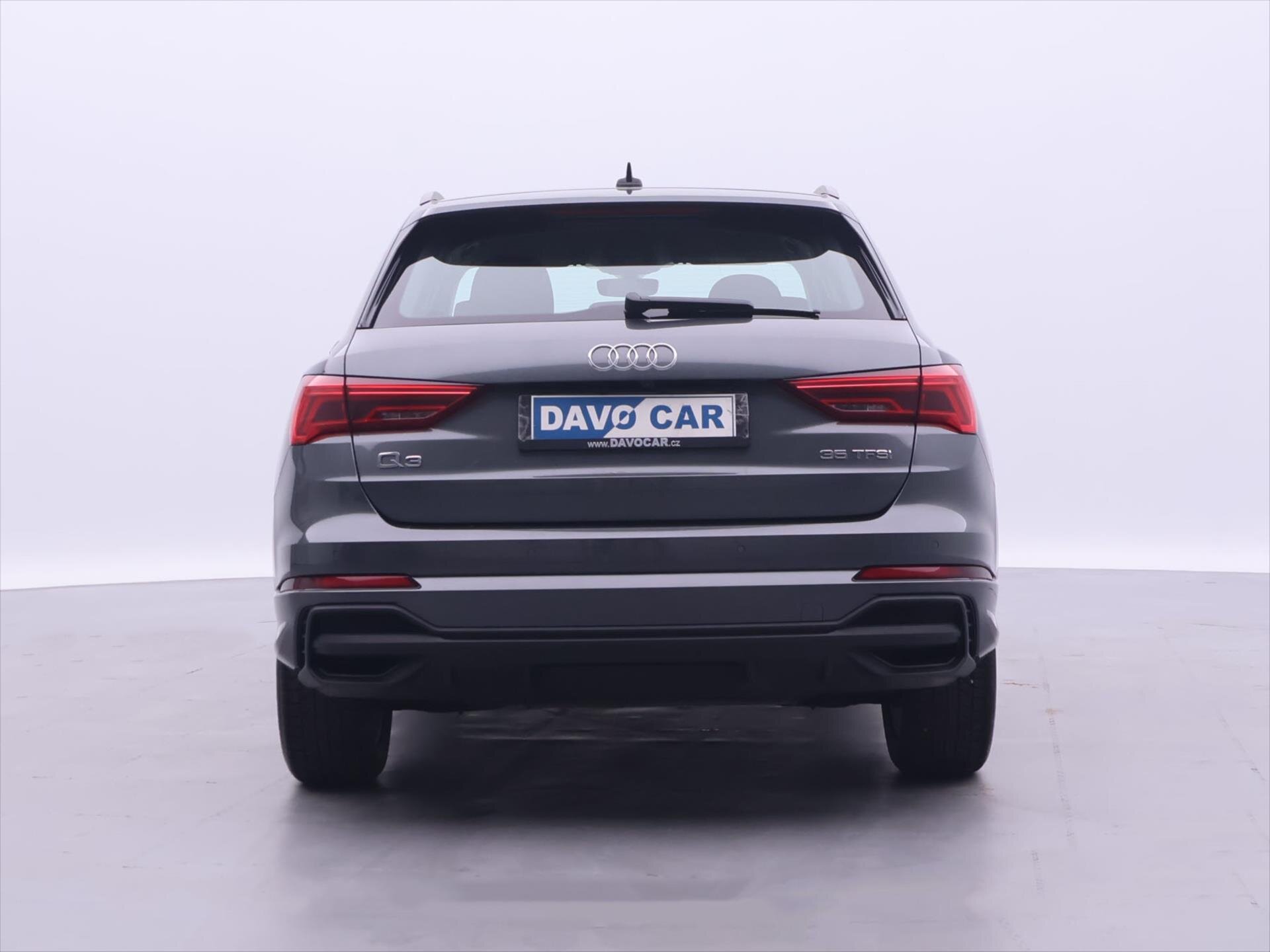 Audi Q3 SUV / Terénní 1,5 l 110 kw