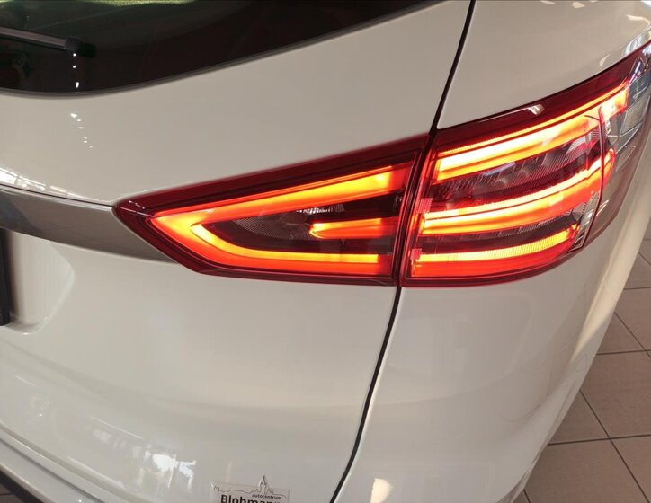 Ford S-MAX Kombi 2,5 l 110 kw