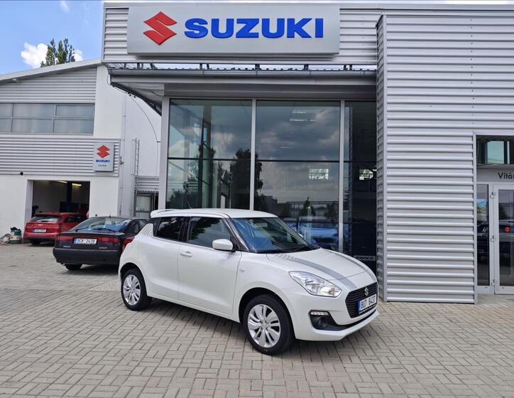 Suzuki Swift 1