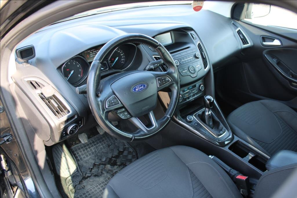 Ford Focus Kombi 1,5 l 110 kw