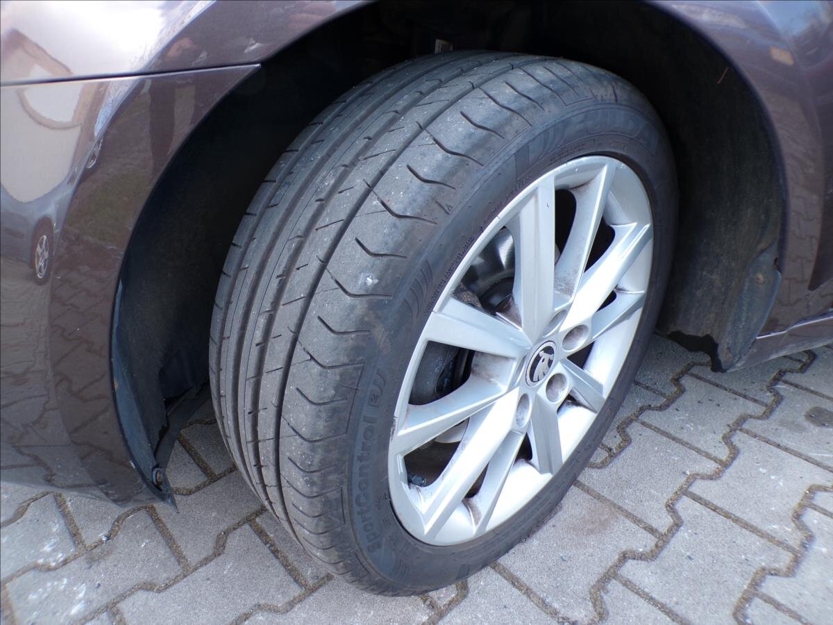 Škoda Octavia Kombi 2,0 l 110 kw