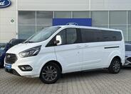 Ford Tourneo Custom 1