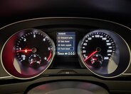 Volkswagen Passat 25