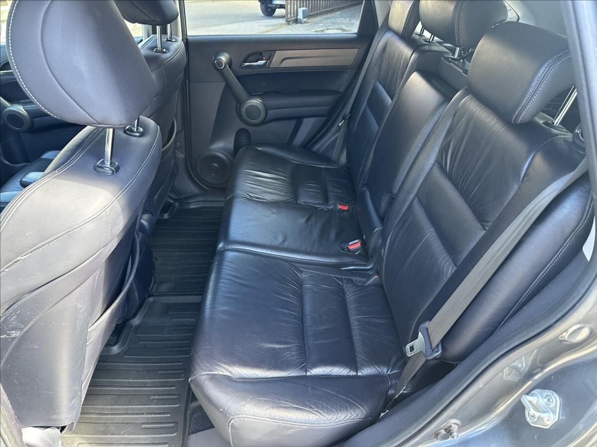 Honda CR-V SUV / Terénní 2,0 l 110 kw