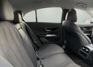 Mercedes-Benz Třídy E Sedan / Limuzína 2,0 l 145 kw