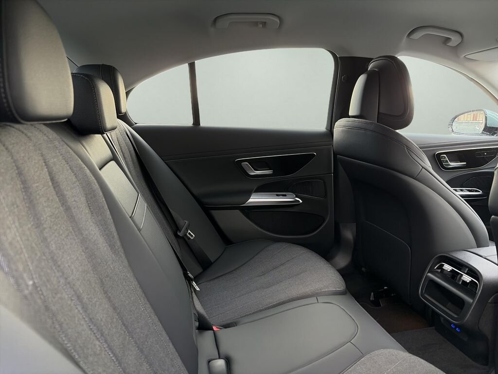 Mercedes-Benz Třídy E Sedan / Limuzína 2,0 l 145 kw