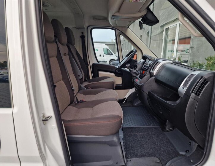 Citroën Jumper Kombi 2,2 l 103 kw