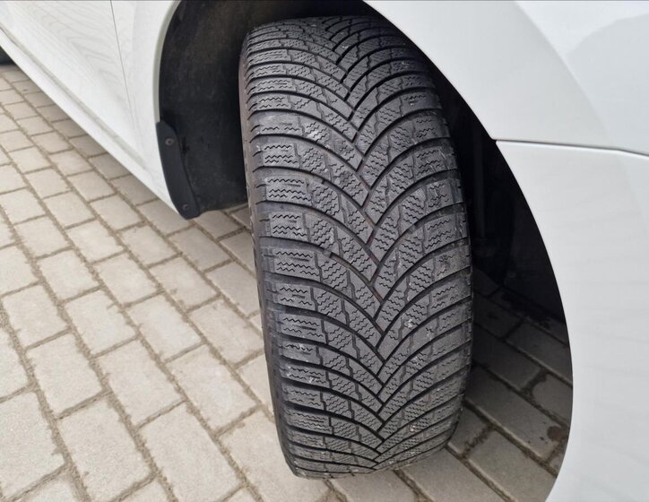 Škoda Octavia Kombi 2,0 l 85 kw