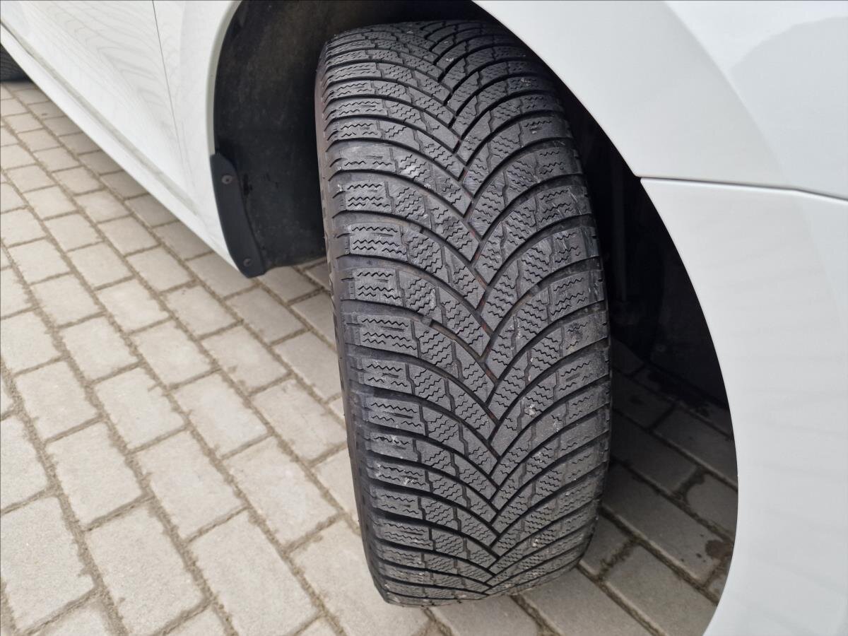 Škoda Octavia Kombi 2,0 l 85 kw