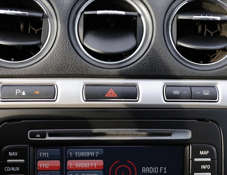 Ford S-MAX MPV 2,0 l 103 kw