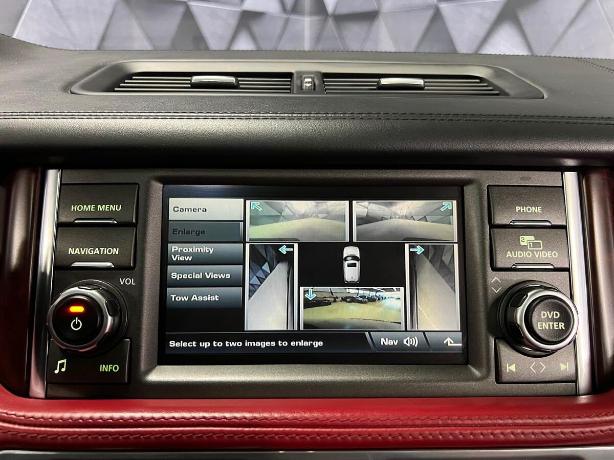 Land Rover Range Rover SUV / Terénní 4,4 l 230 kw