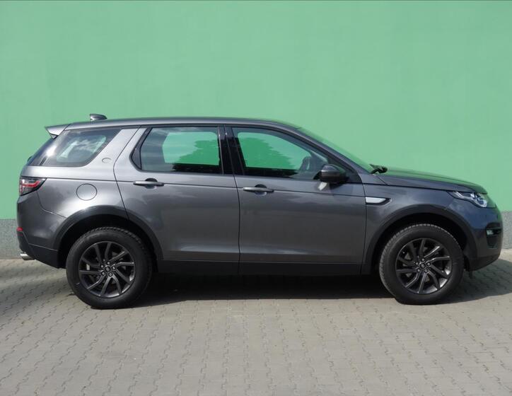 Land Rover Discovery Sport 6