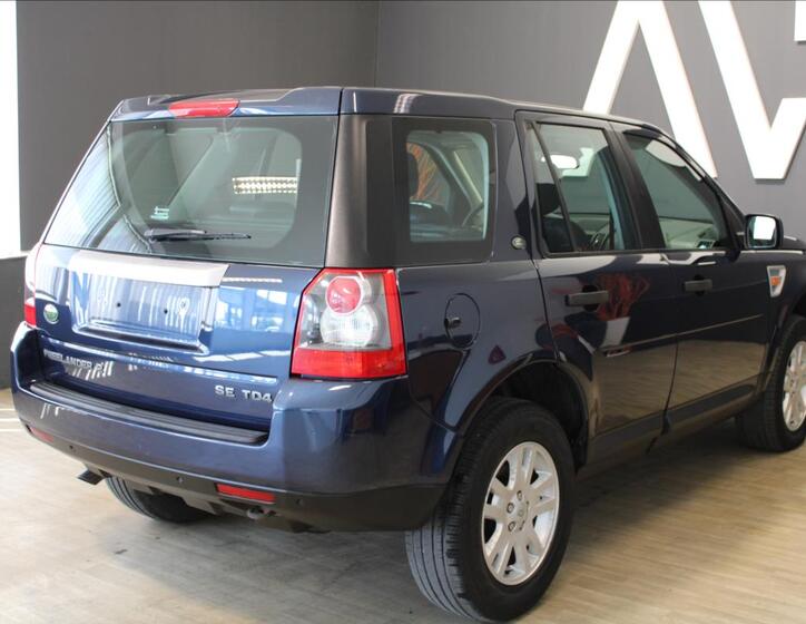 Land Rover Freelander 6