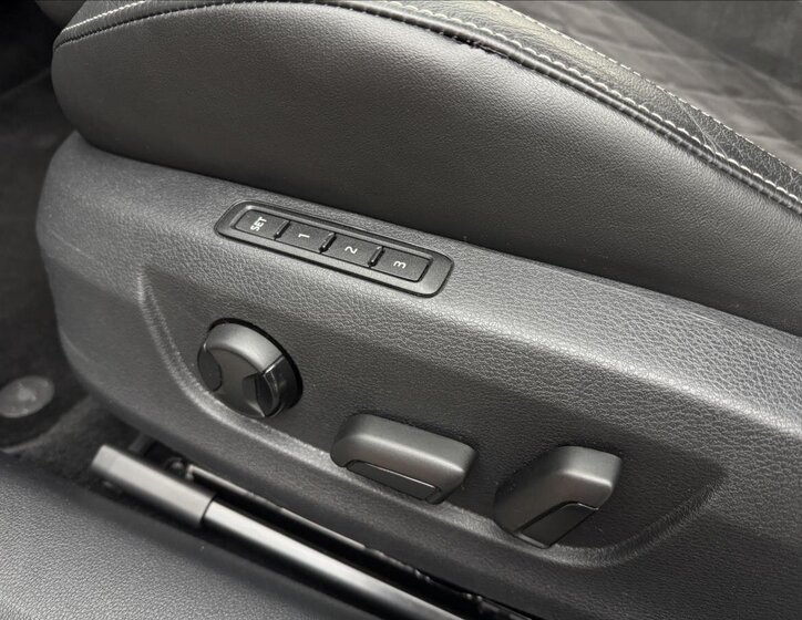 Škoda Superb Kombi 2,0 l 140 kw