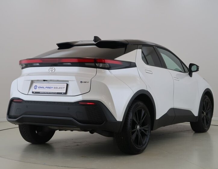 Toyota C-HR SUV 1,8 l 72 kw