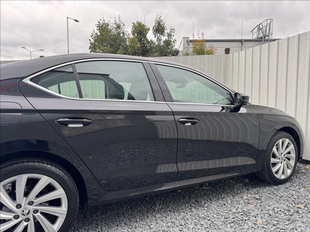 Škoda Octavia Sedan / Limuzína 1,5 l 110 kw
