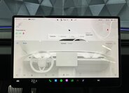 Tesla Model 3 Sedan 0,0 324 kw