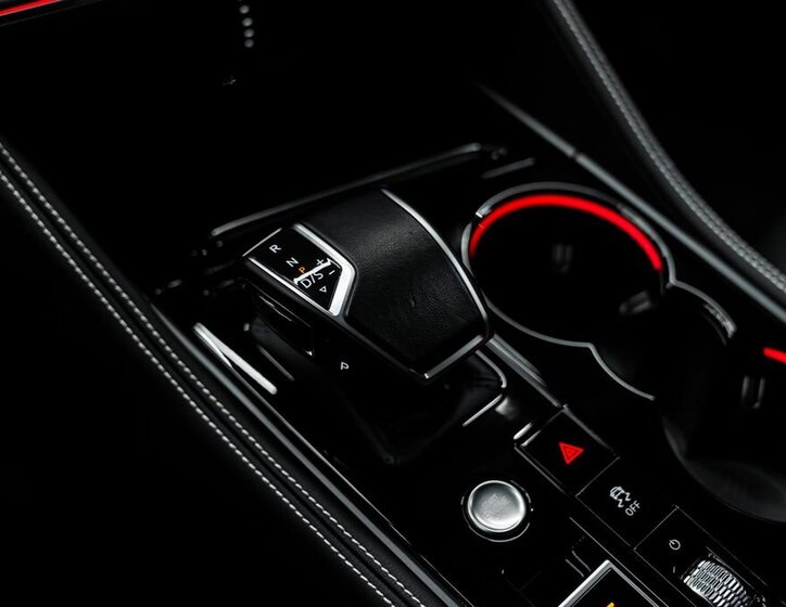 Volkswagen Touareg SUV 3,0 l 210 kw