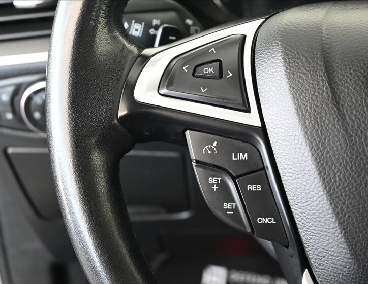 Ford S-MAX MPV 2,0 l 110 kw