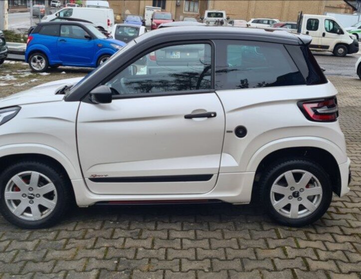 Ligier JS 60 Hatchback 478,0 6 kw