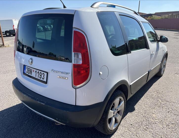 Škoda Roomster 6