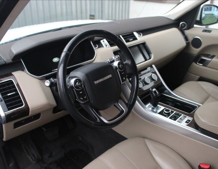 Land Rover Range Rover Sport 12
