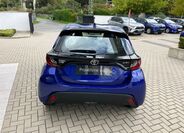 Toyota Yaris 5
