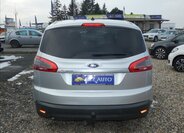 Ford S-MAX 5