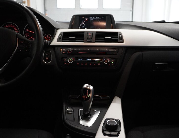 BMW Řada 4 Hatchback 2,0 l 140 kw