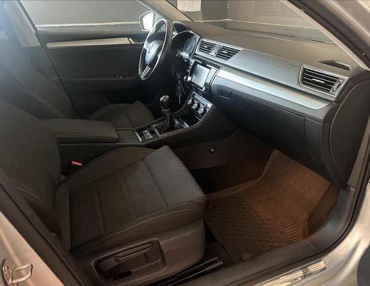 Škoda Superb Kombi 2,0 l 110 kw