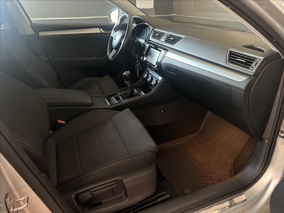 Škoda Superb Kombi 2,0 l 110 kw