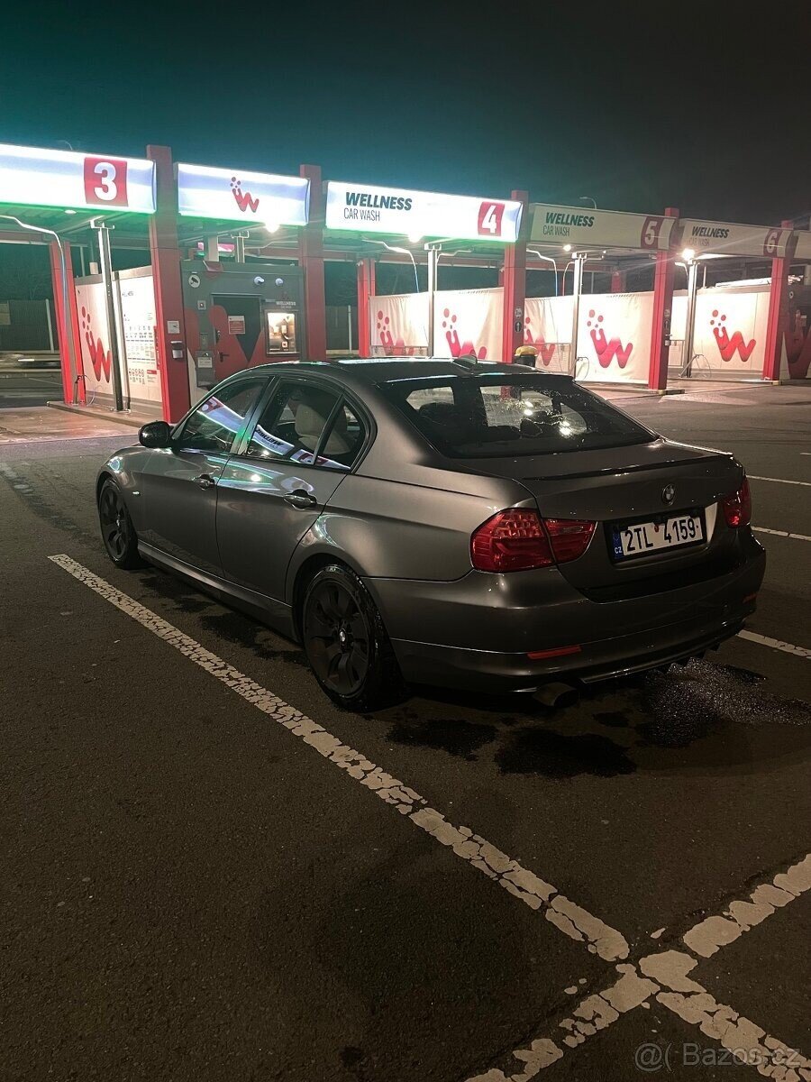 BMW Řada 3 Sedan / Limuzína 0,0 105 kw