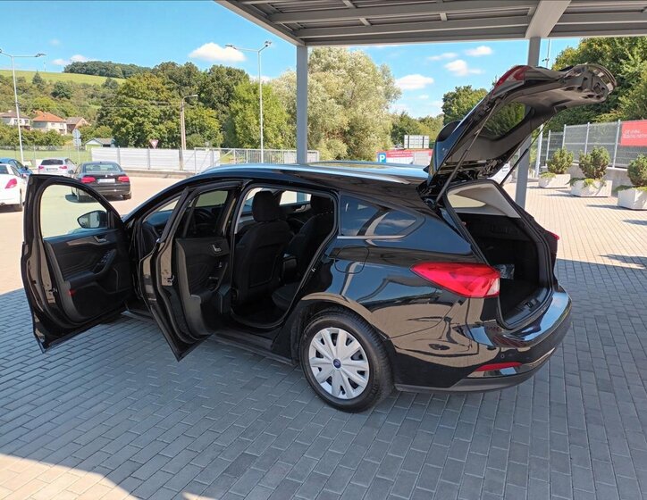 Ford Focus Kombi 1,5 l 88 kw