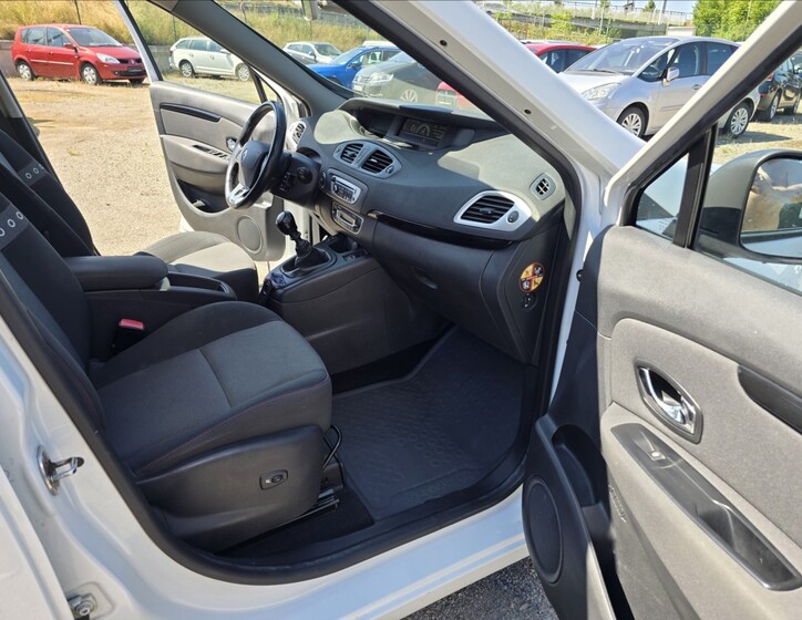 Renault Scénic 16