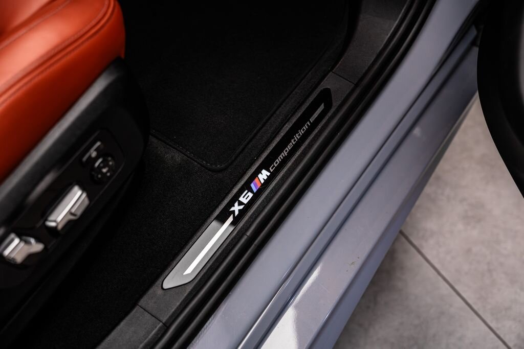 BMW X6 SUV / Terénní 4,4 l 460 kw