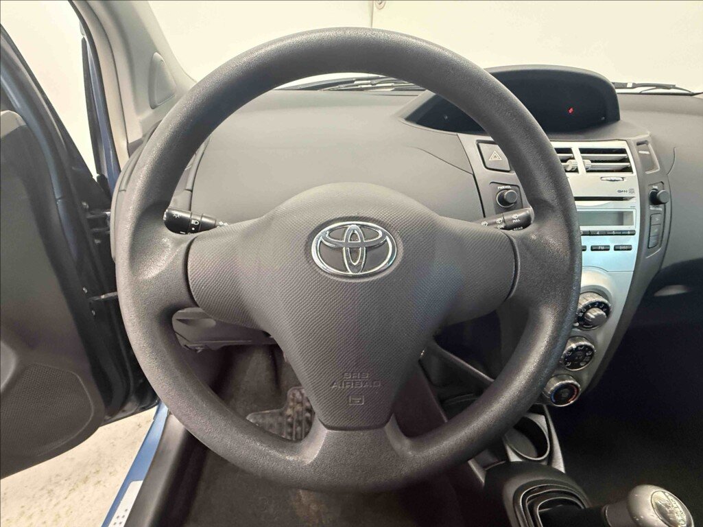 Toyota Yaris Hatchback 1,3 l 64 kw