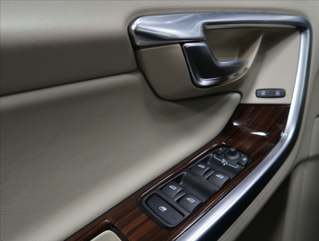 Volvo S60 Sedan / Limuzína 2,0 l 140 kw