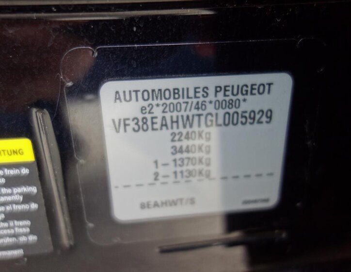 Peugeot 508 Kombi 2,0 l 133 kw