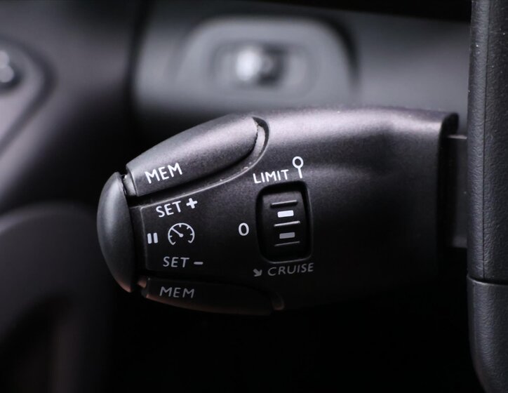 Toyota ProAce City Verso MPV 1,2 l 81 kw