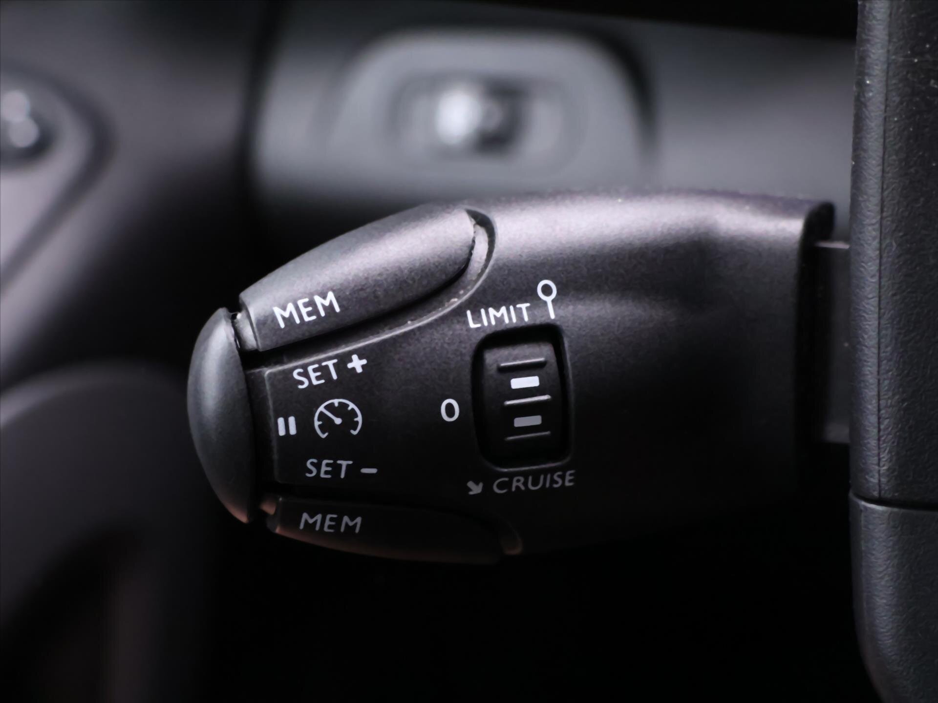 Toyota ProAce City Verso MPV 1,2 l 81 kw